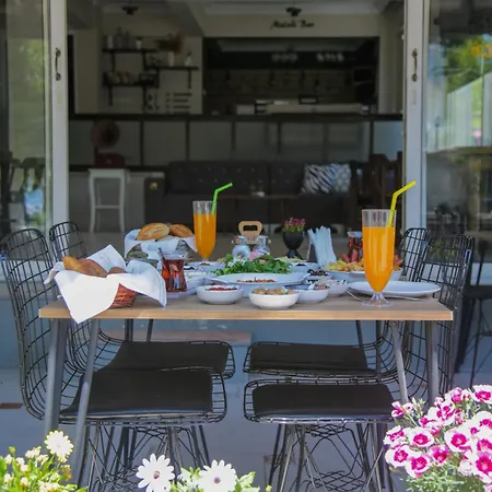 Melodi Butik Otel * Αδραμύττιο